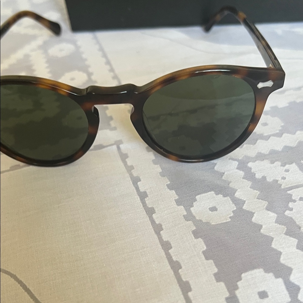 Tortoise Shell Round Sunglasses - Picture 3 of 9